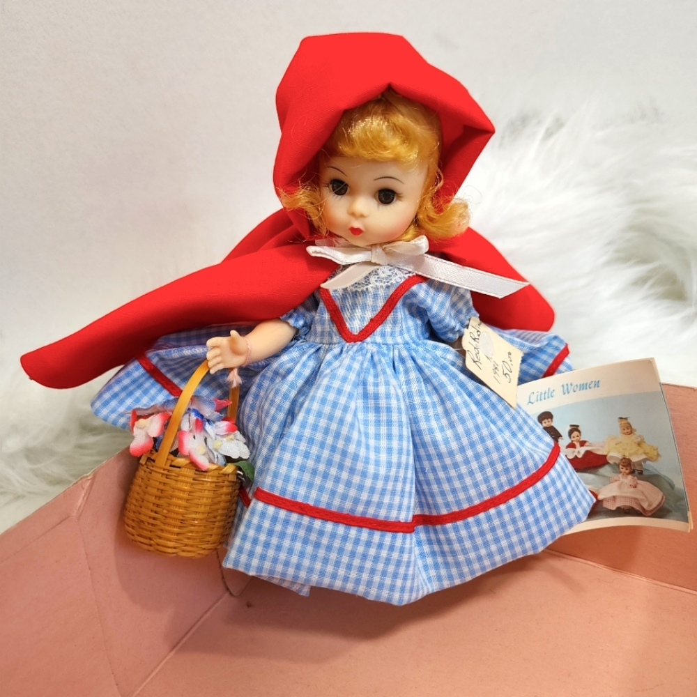 Vintage Madame Alexander Red Riding Hood Doll #482